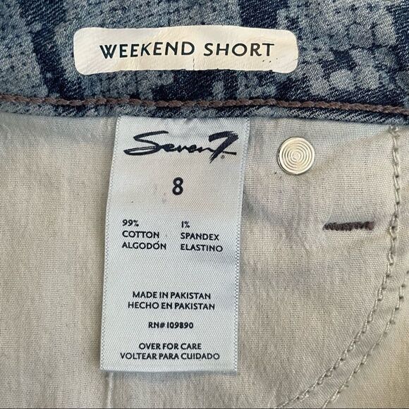 Seven 7 Animal print denim shorts ~ size 8 ~ frayed hem ~ perfect for summer - Picture 6 of 6